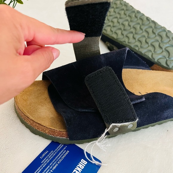 🔥🔥SOLD!!!!!!New Birkenstock Sandals 🔥🔥 - Picture 4 of 5